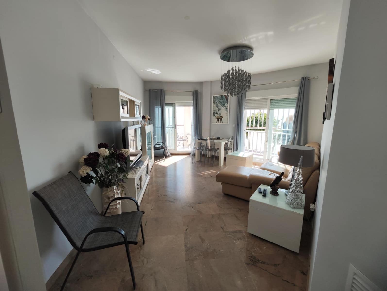 3 makuuhuone Huoneisto myytävänä paikassa Los Narejos mukana 
autotalli - 290 000 € (Ref: 8928717)