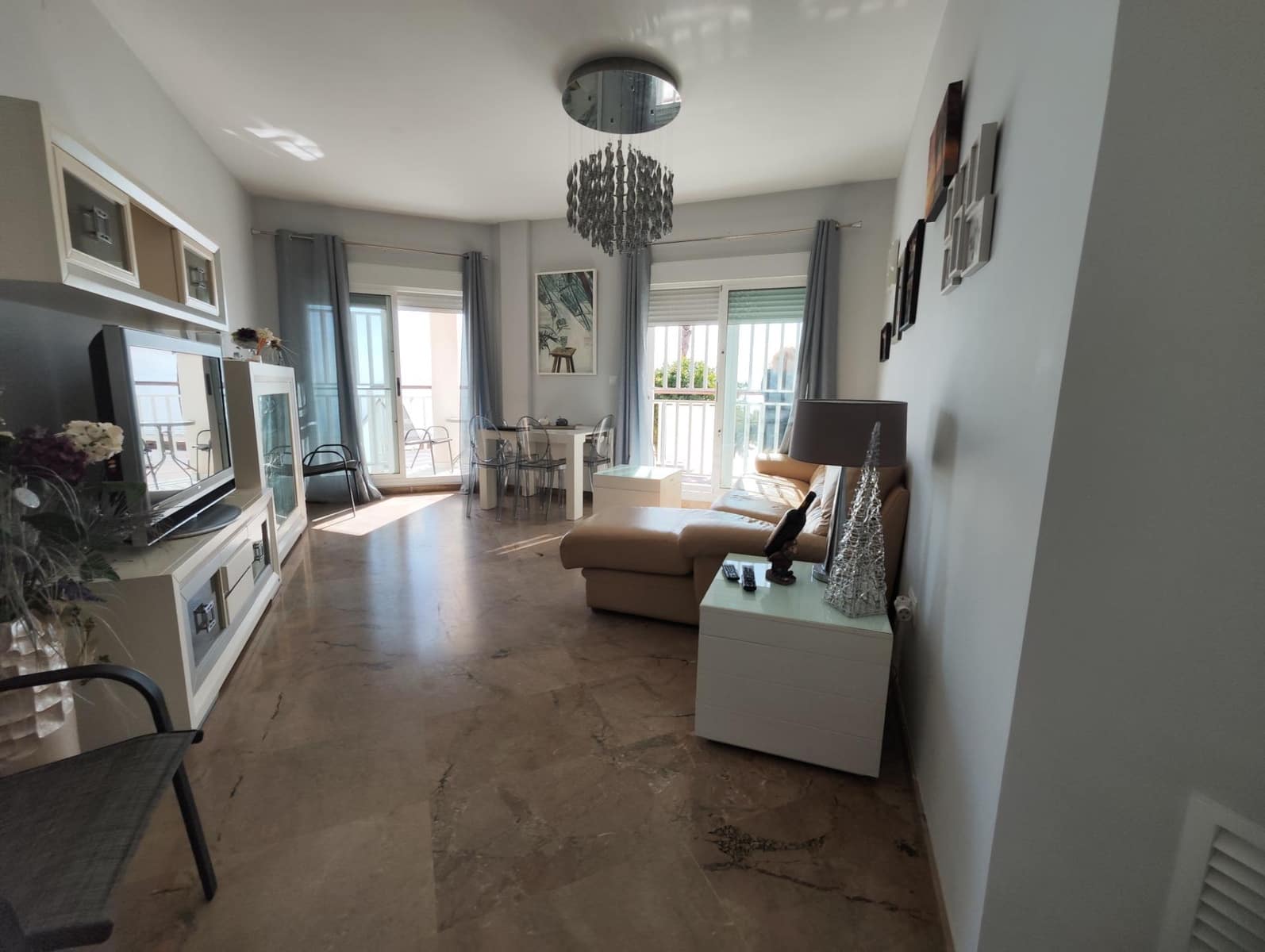 3 makuuhuone Huoneisto myytävänä paikassa Los Narejos mukana 
autotalli - 290 000 € (Ref: 8928717)