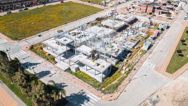 3 slaapkamer Villa te koop in Los Alcázares met garage - € 467.000 (Ref: 8985981)