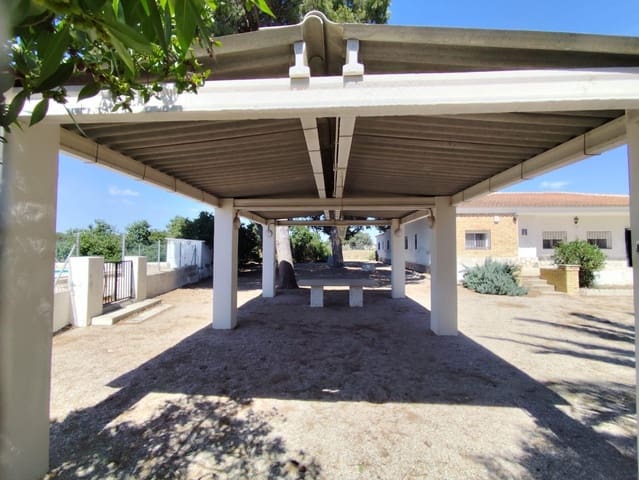 8 chambre Finca/Maison de Campagne à vendre à Los Alcázares avec piscine - 540 000 € (Ref: 9004745)