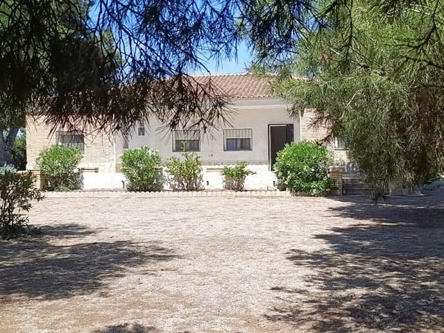 8 chambre Finca/Maison de Campagne à vendre à Los Alcázares avec piscine - 540 000 € (Ref: 9004745)