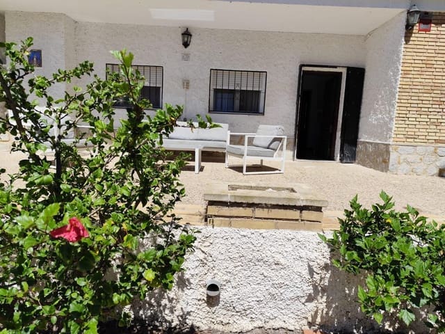 8 chambre Finca/Maison de Campagne à vendre à Los Alcázares avec piscine - 540 000 € (Ref: 9004745)