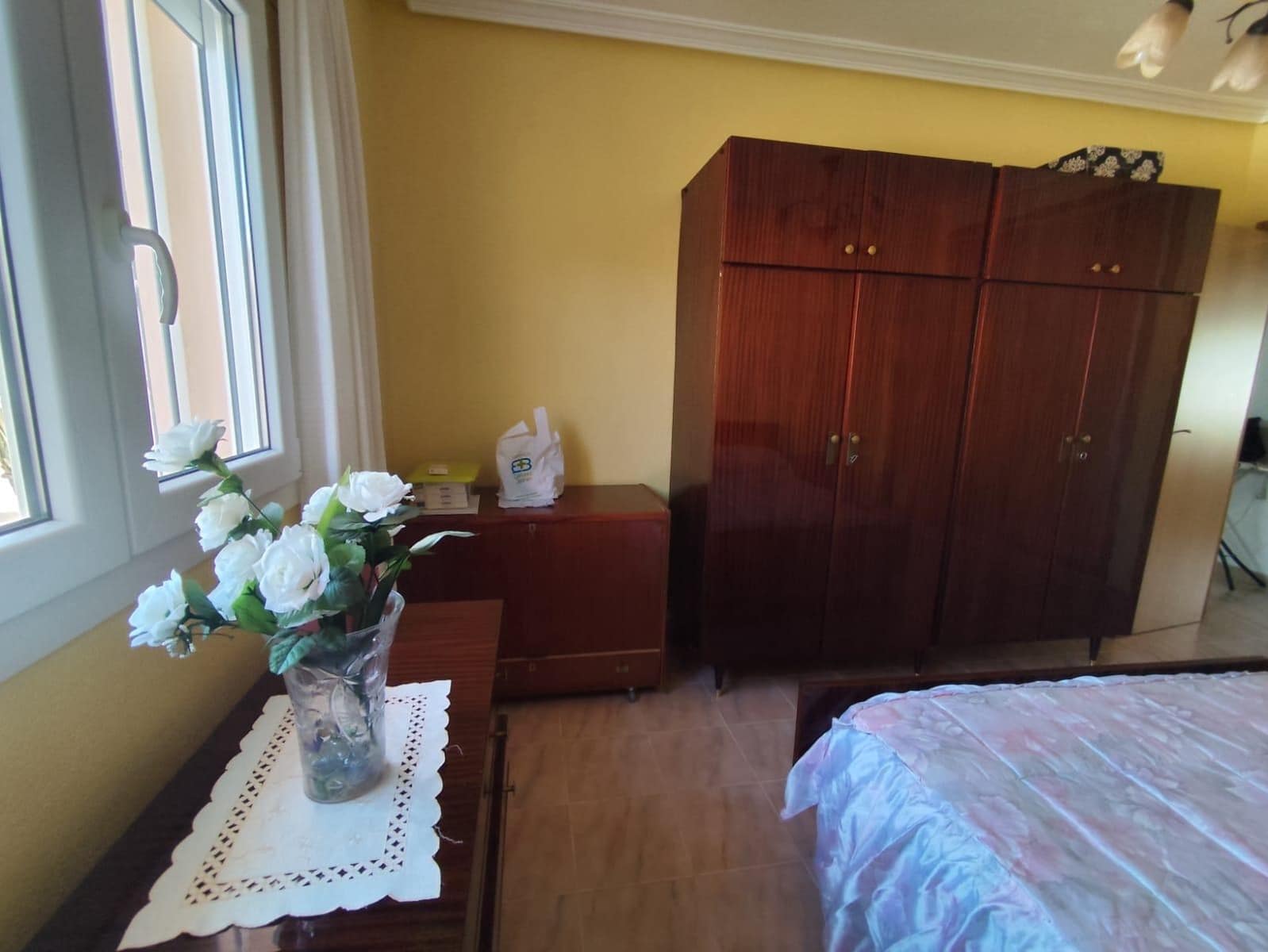 4 camera da letto Villa in vendita in Roda con garage - 399.000 € (Rif: 9036576)