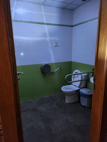 Kommersiell til salgs i Cartagena - € 133 000 (Ref: 9145504)