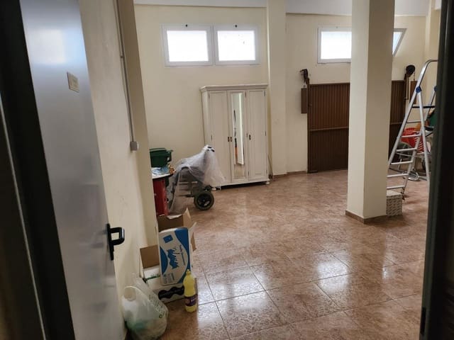 Kommersiell til salgs i Cartagena - € 133 000 (Ref: 9145504)