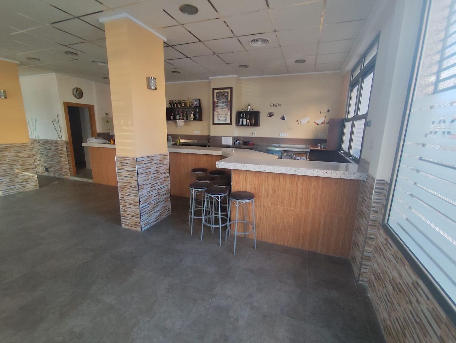 Erhverv til salg i Cartagena - € 125.000 (Ref: 9145504)