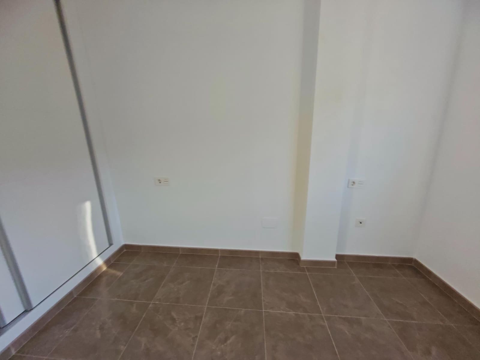 3 bedroom Flat for sale in Los Ramos with garage - € 124,999 (Ref: 9185386)