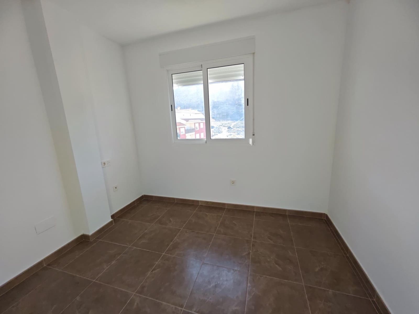 3 bedroom Flat for sale in Los Ramos with garage - € 124,999 (Ref: 9185386)