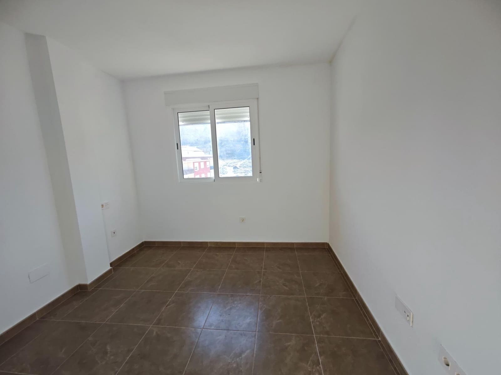 3 bedroom Flat for sale in Los Ramos with garage - € 124,999 (Ref: 9185386)