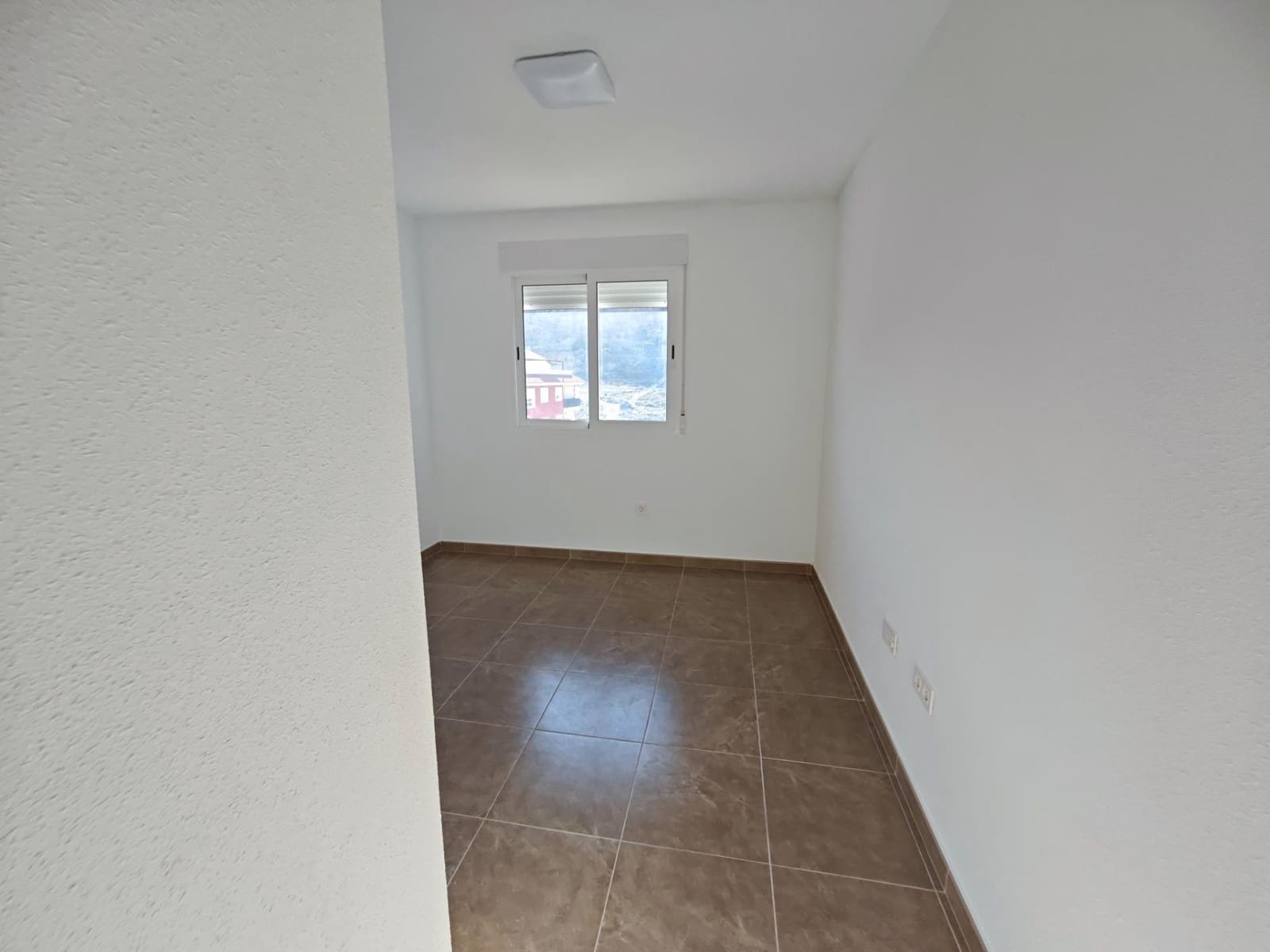 3 bedroom Flat for sale in Los Ramos with garage - € 124,999 (Ref: 9185386)