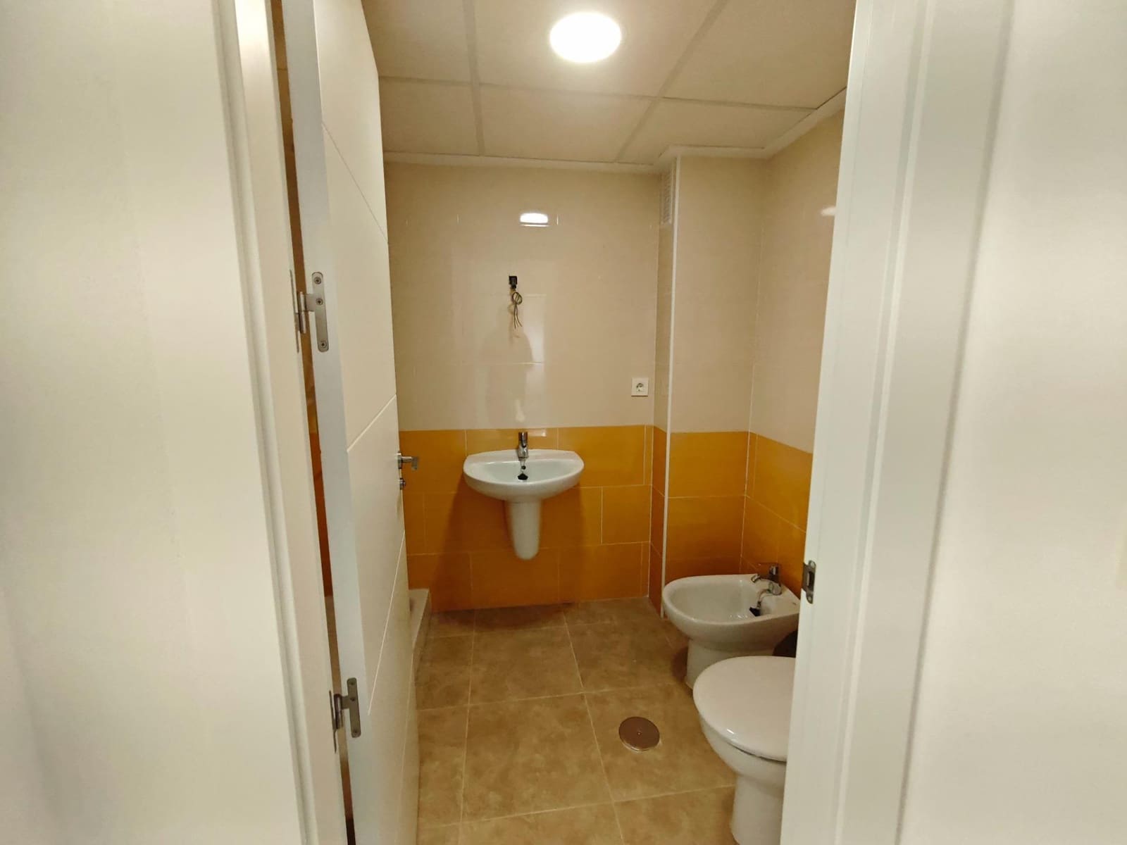 3 bedroom Flat for sale in Los Ramos with garage - € 124,999 (Ref: 9185386)