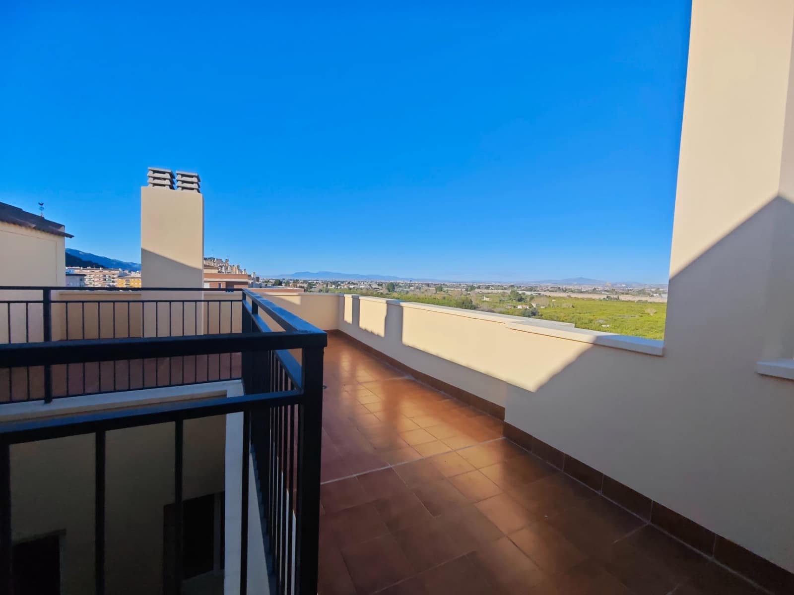 3 bedroom Flat for sale in Los Ramos with garage - € 124,999 (Ref: 9185386)