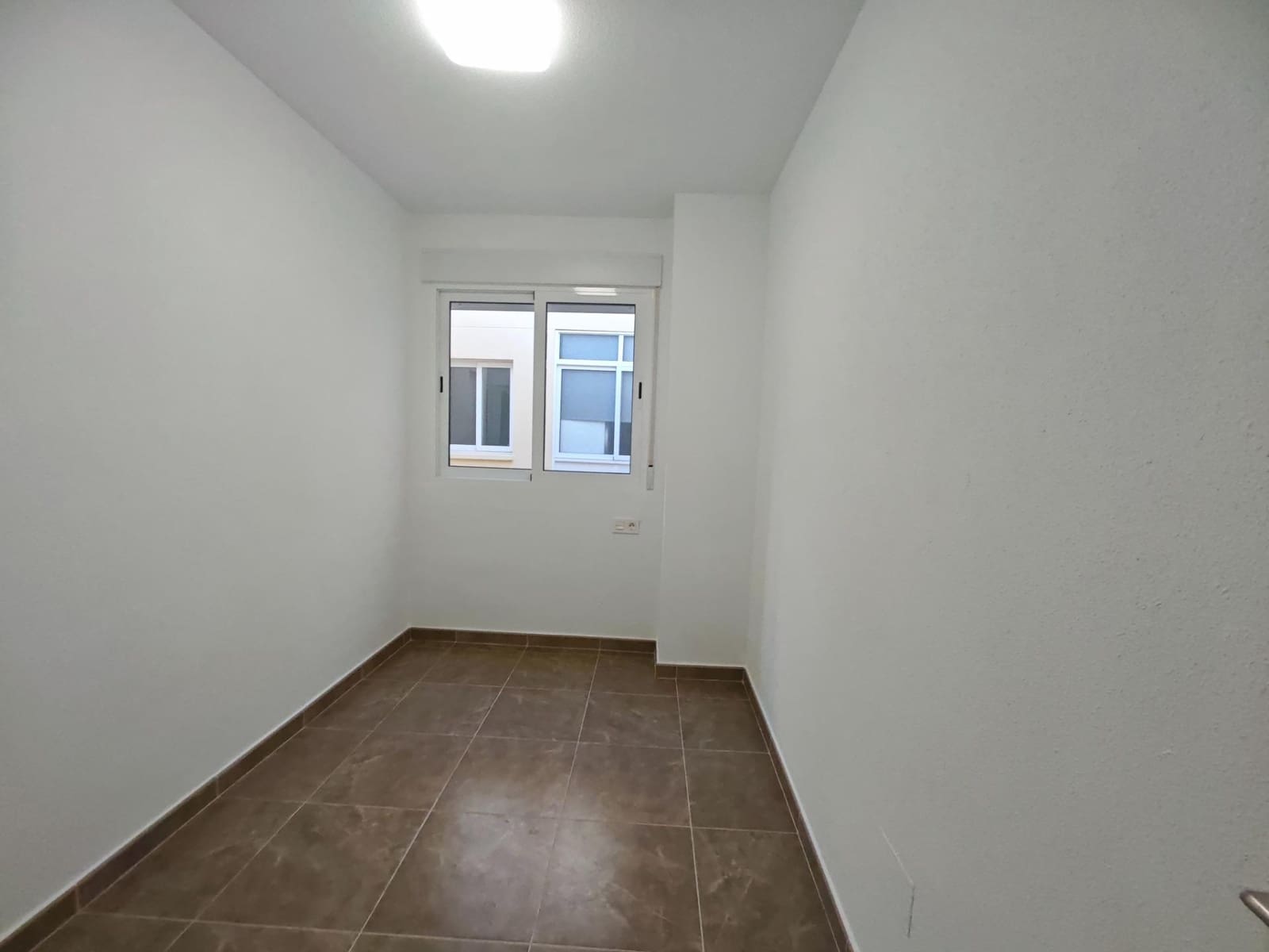 3 bedroom Flat for sale in Los Ramos with garage - € 124,999 (Ref: 9185386)