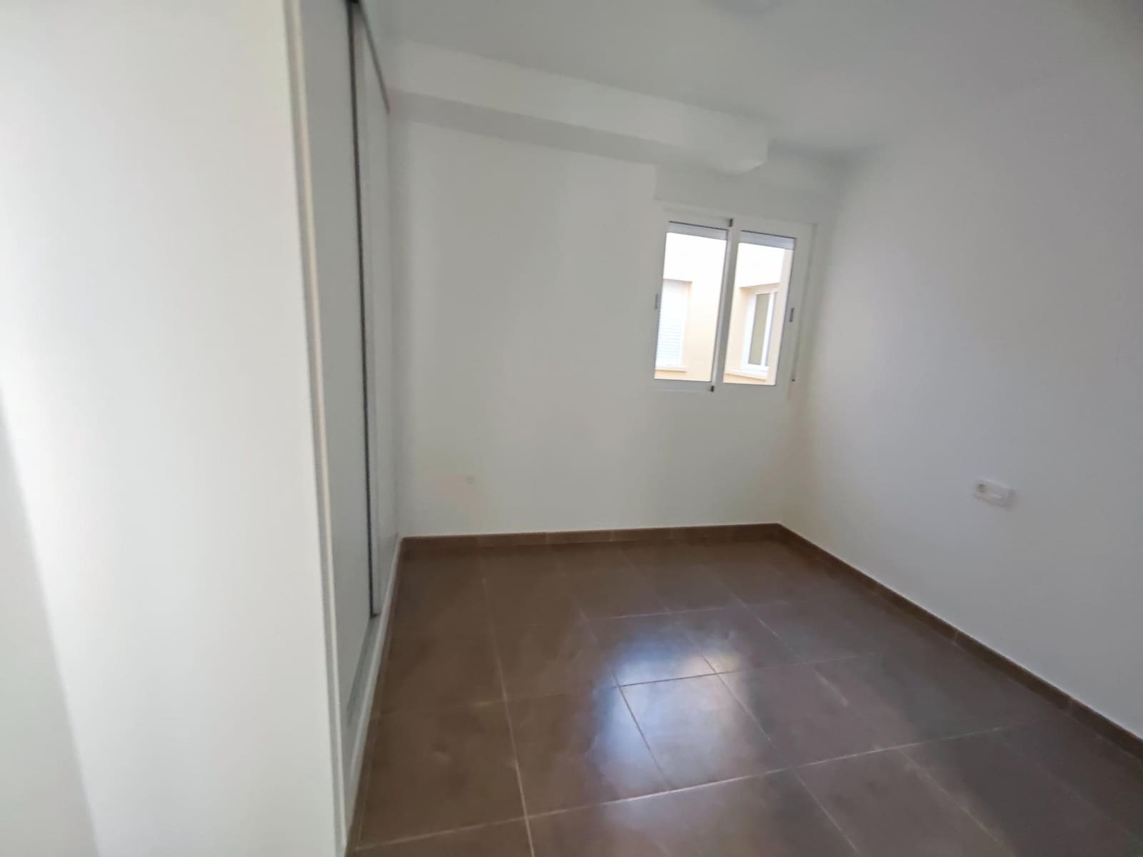 3 bedroom Flat for sale in Los Ramos with garage - € 124,999 (Ref: 9185386)
