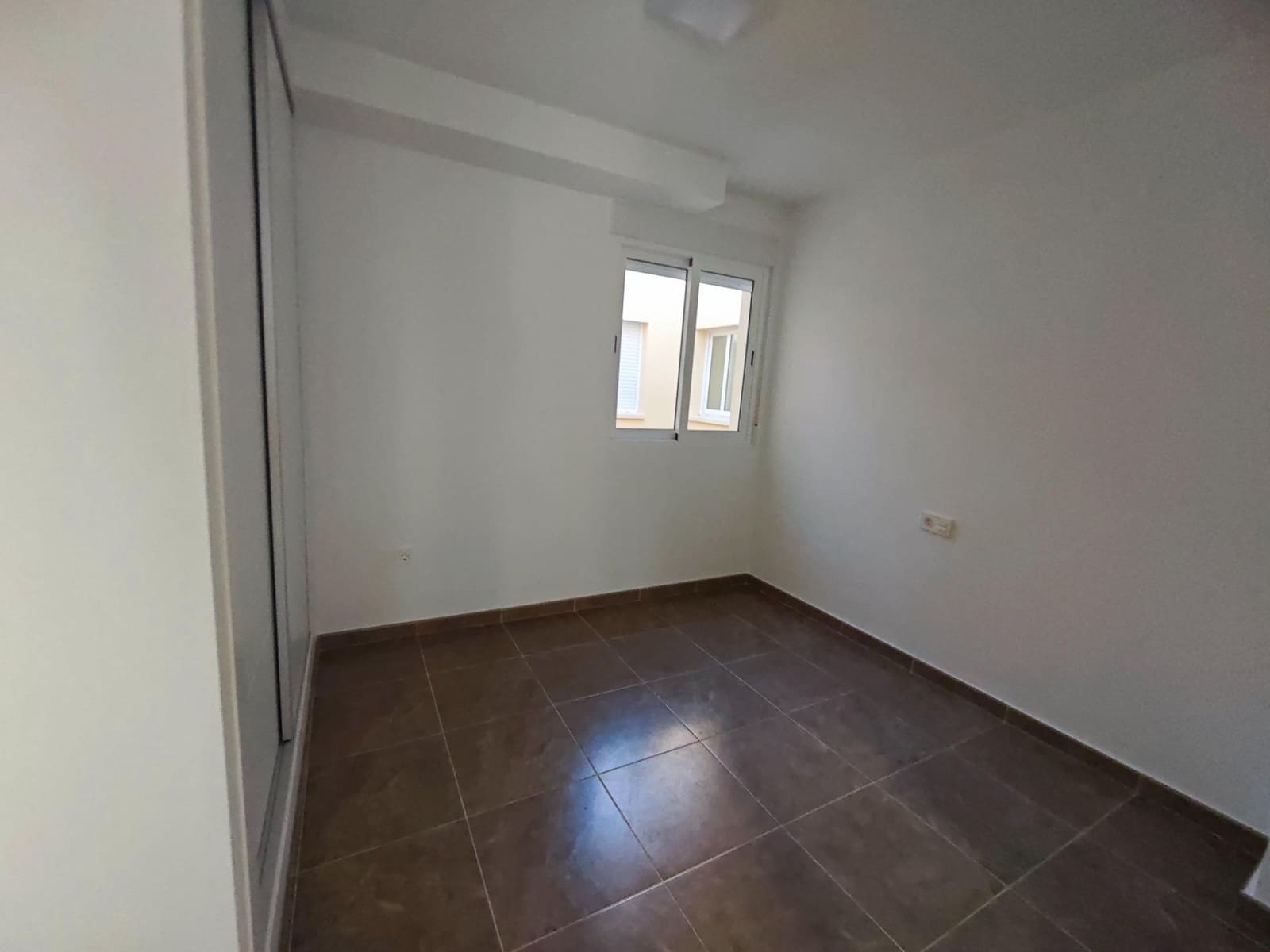 3 bedroom Flat for sale in Los Ramos with garage - € 124,999 (Ref: 9185386)