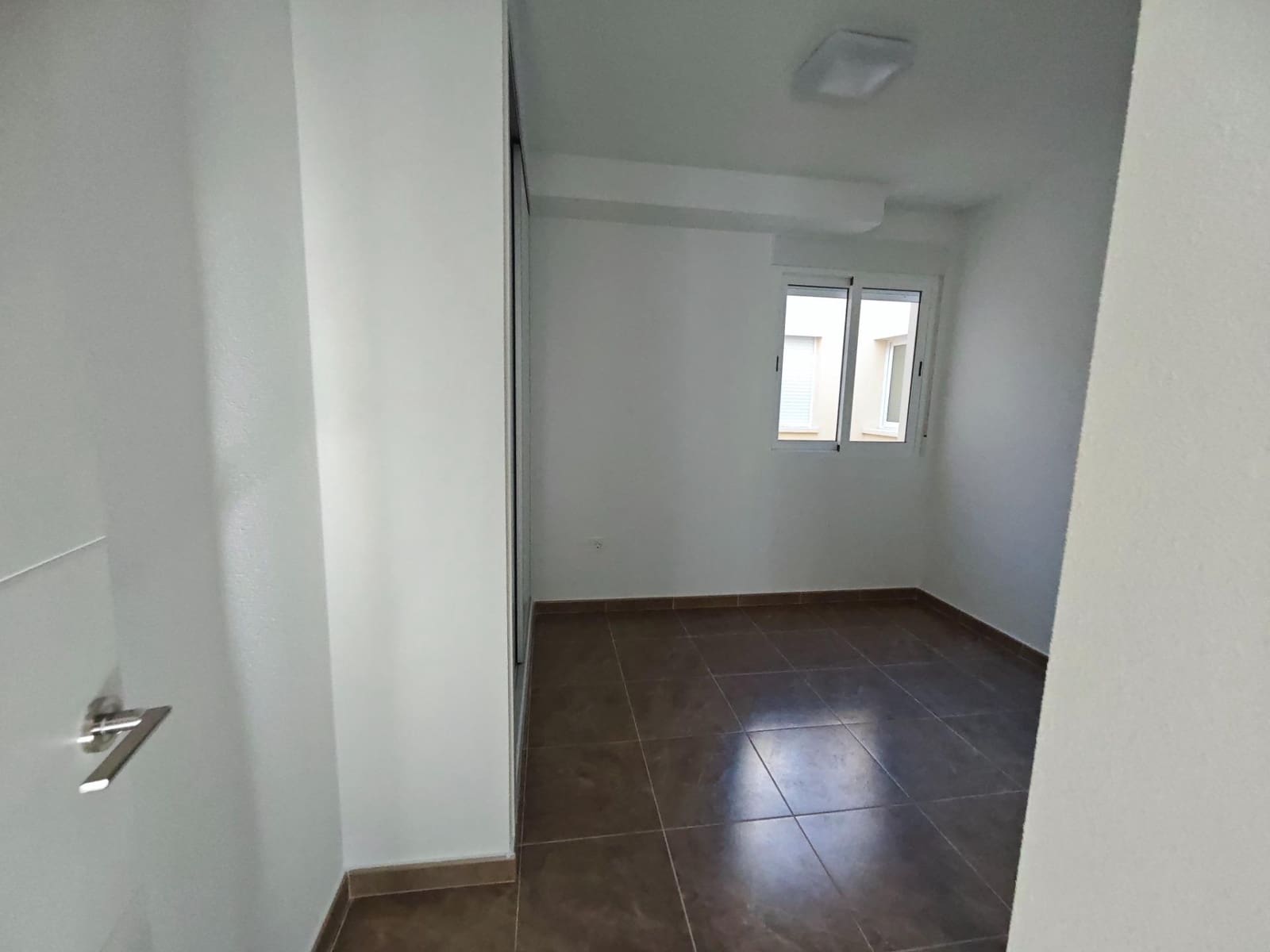 3 bedroom Flat for sale in Los Ramos with garage - € 124,999 (Ref: 9185386)