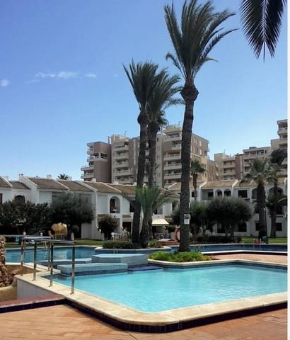 3 quarto Apartamento de Praia para venda em La Manga del Mar Menor com piscina - 170 000 € (Ref: 9204499)