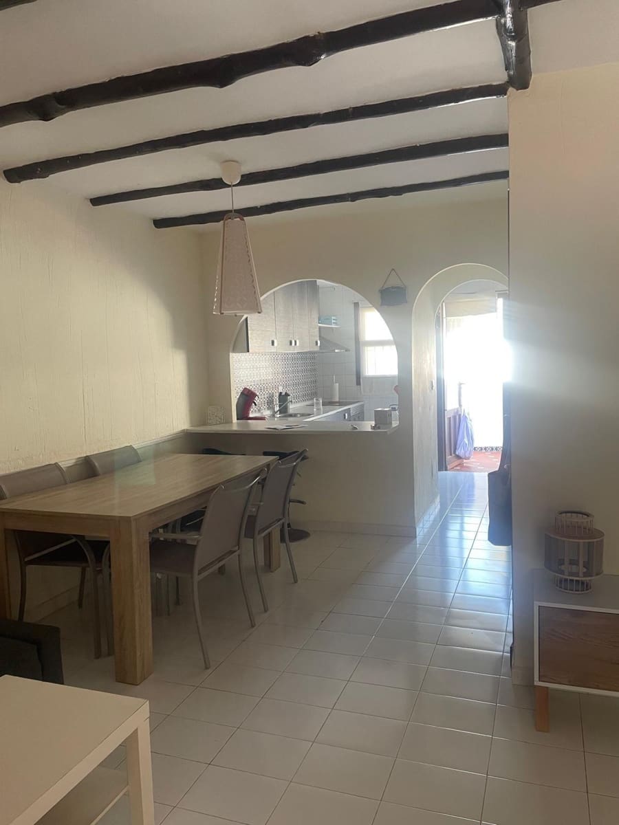 3 quarto Apartamento de Praia para venda em La Manga del Mar Menor com piscina - 170 000 € (Ref: 9204499)