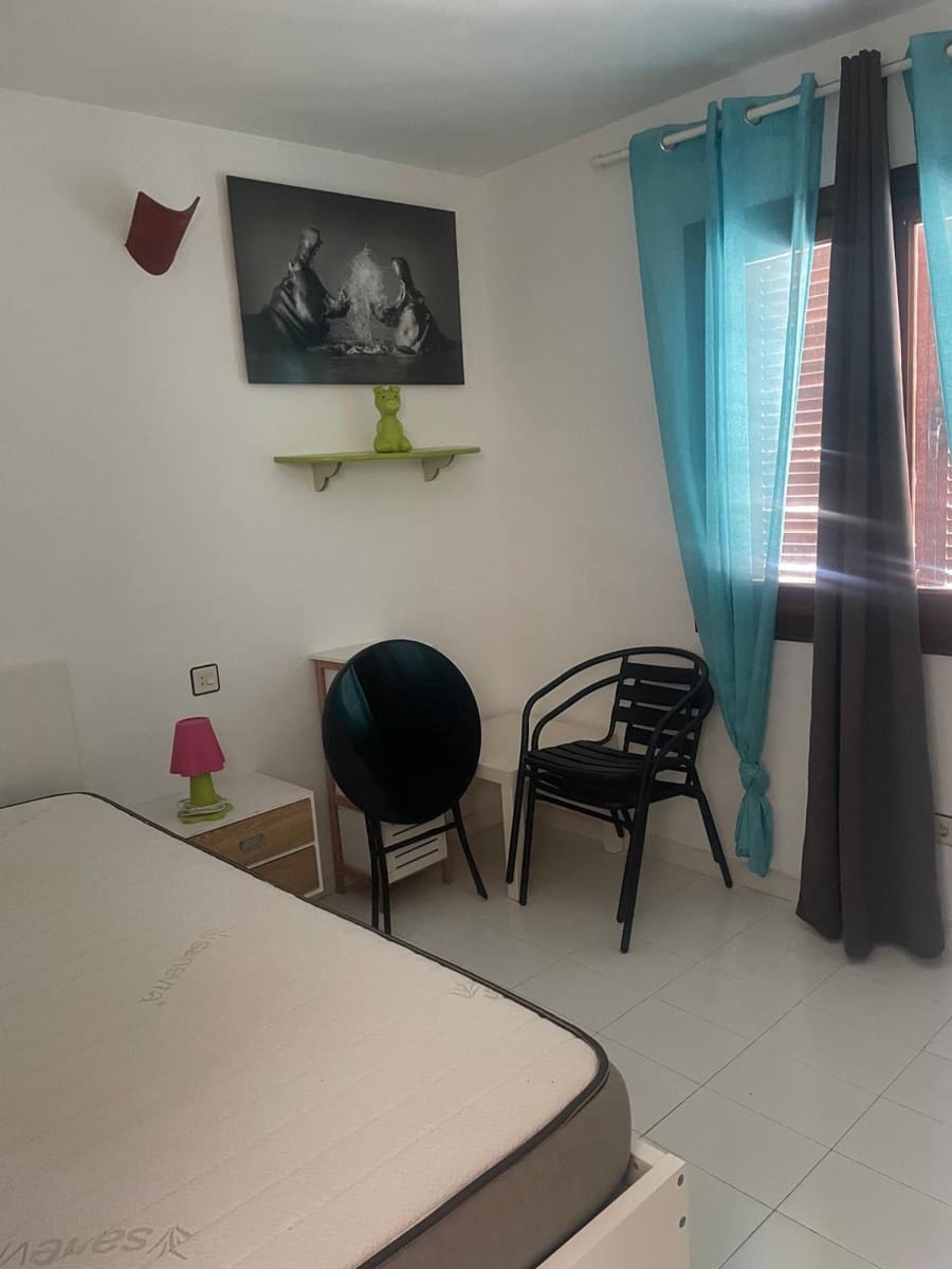 3 quarto Apartamento de Praia para venda em La Manga del Mar Menor com piscina - 170 000 € (Ref: 9204499)