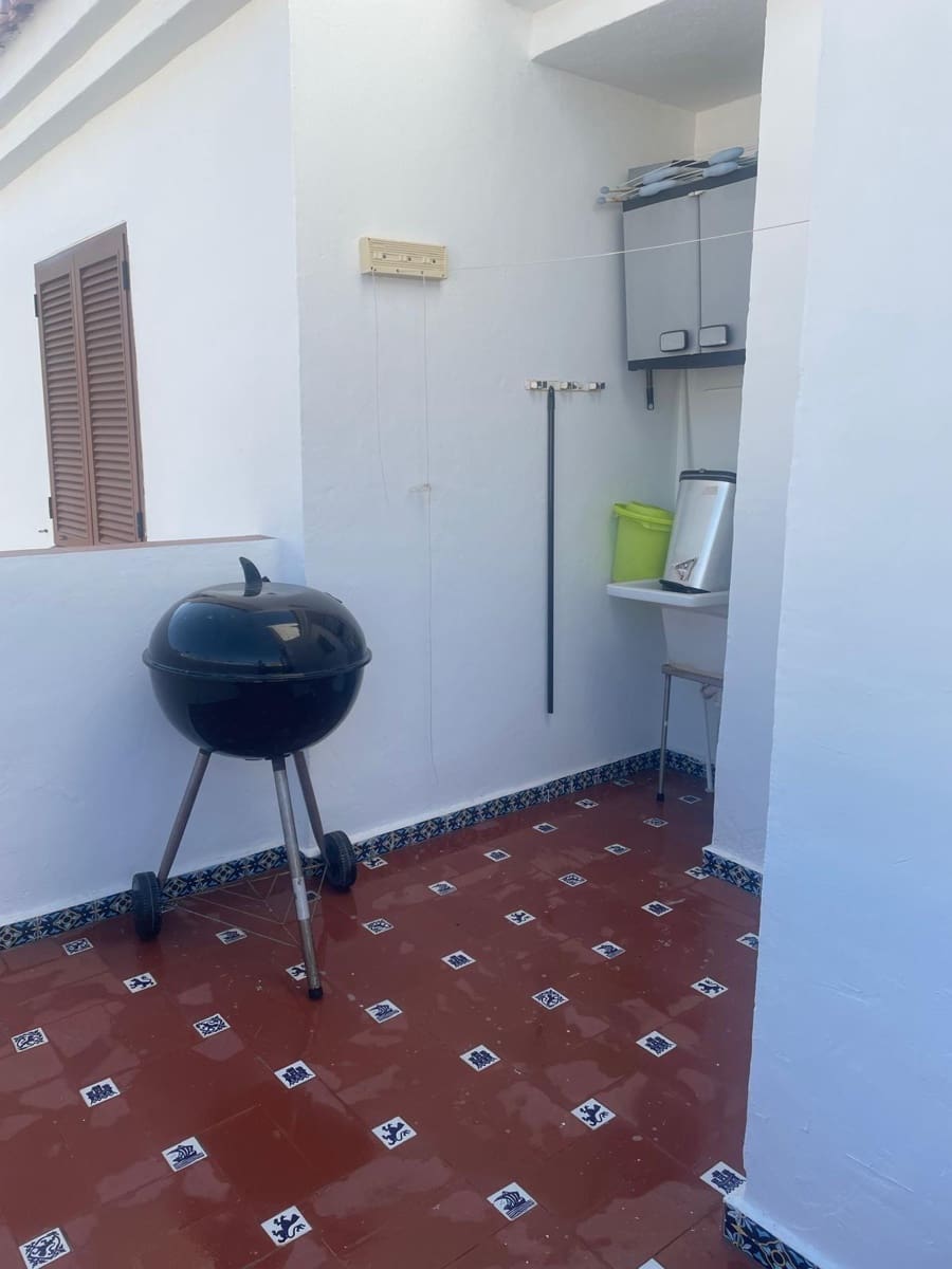 3 quarto Apartamento de Praia para venda em La Manga del Mar Menor com piscina - 170 000 € (Ref: 9204499)