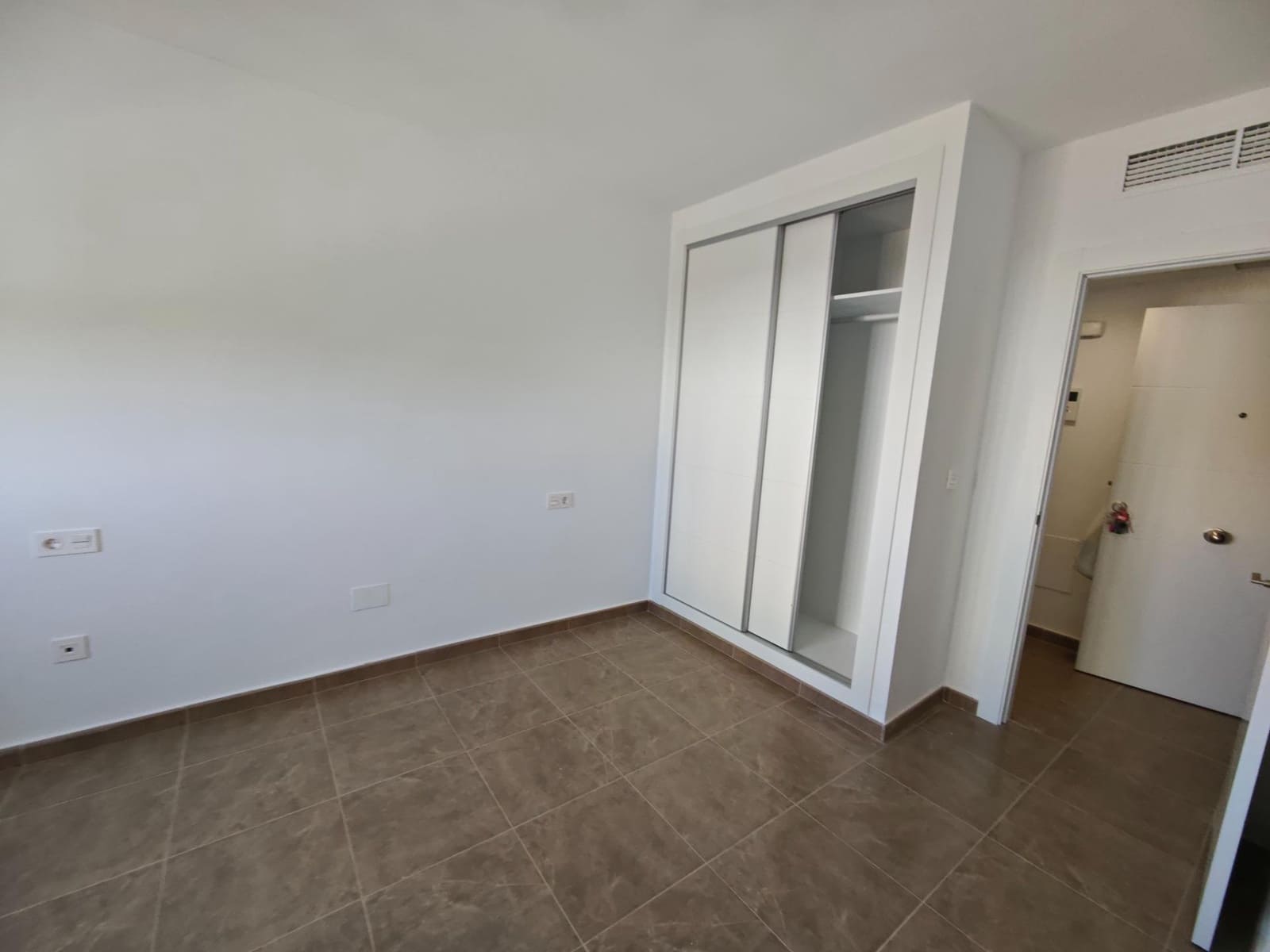 Ático de 2 habitaciones en Los Ramos en venta con garaje - 145.000 € (Ref: 9465779)
