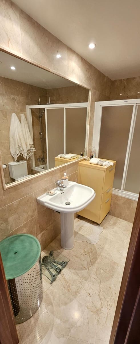 3 makuuhuone Rivitalo myytävänä paikassa Los Alcazares mukana 
autotalli - 298 000 € (Ref: 9637621)