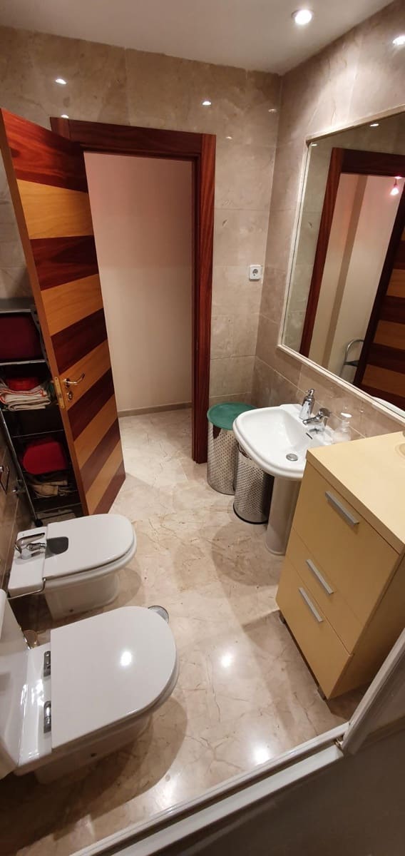 3 makuuhuone Rivitalo myytävänä paikassa Los Alcazares mukana 
autotalli - 298 000 € (Ref: 9637621)