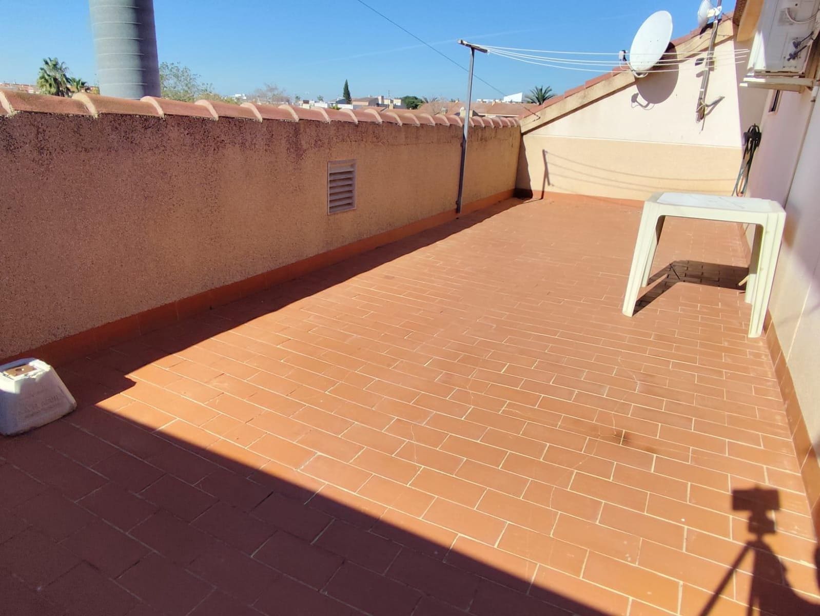 3 bedroom Villa for sale in Los Narejos with garage - € 285,000 (Ref: 9637622)