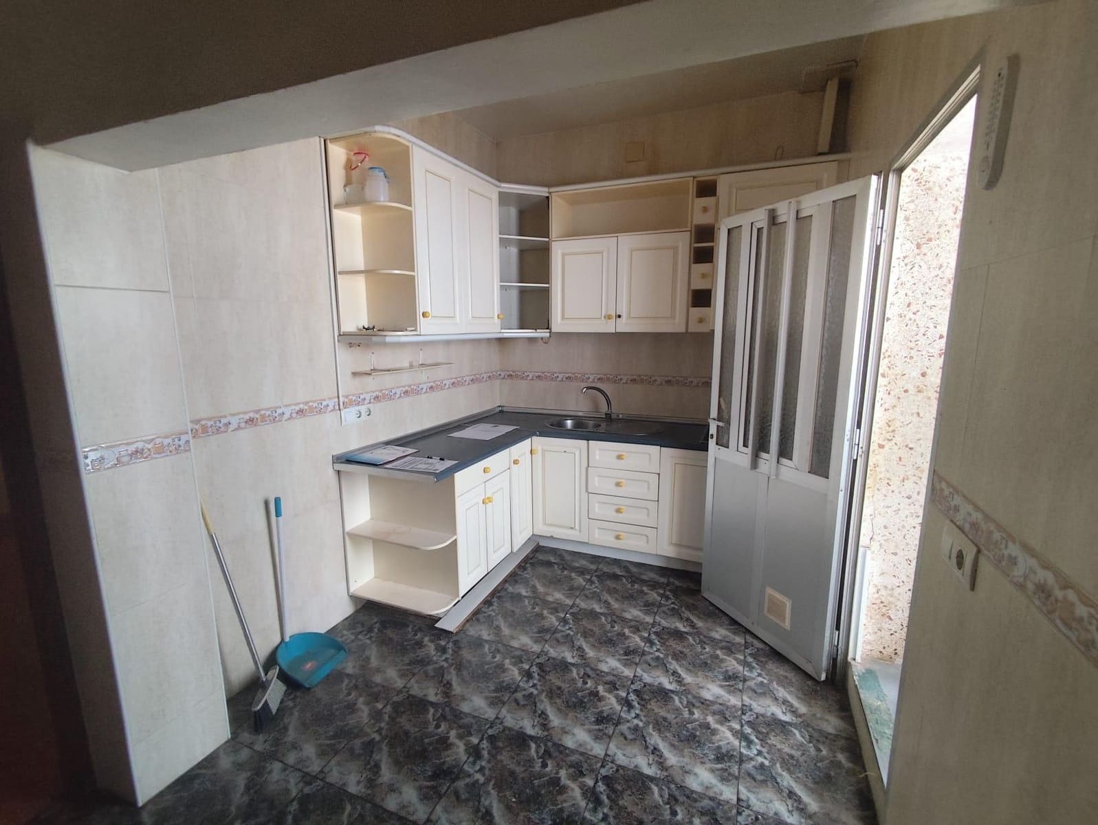 Apartamento de 3 habitaciones en Cartagena en venta - 150.000 € (Ref: 9674245)