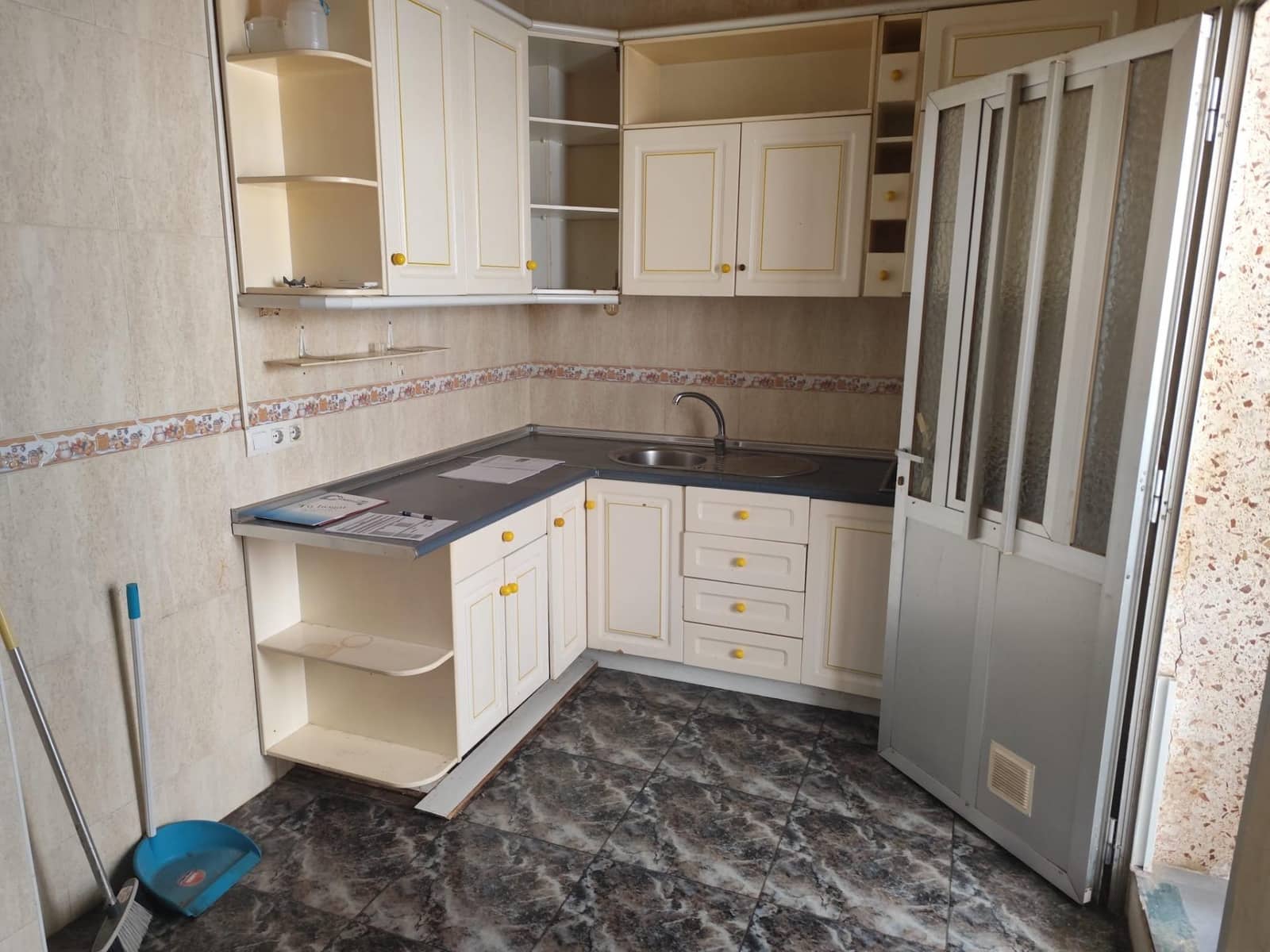 Apartamento de 3 habitaciones en Cartagena en venta - 150.000 € (Ref: 9674245)