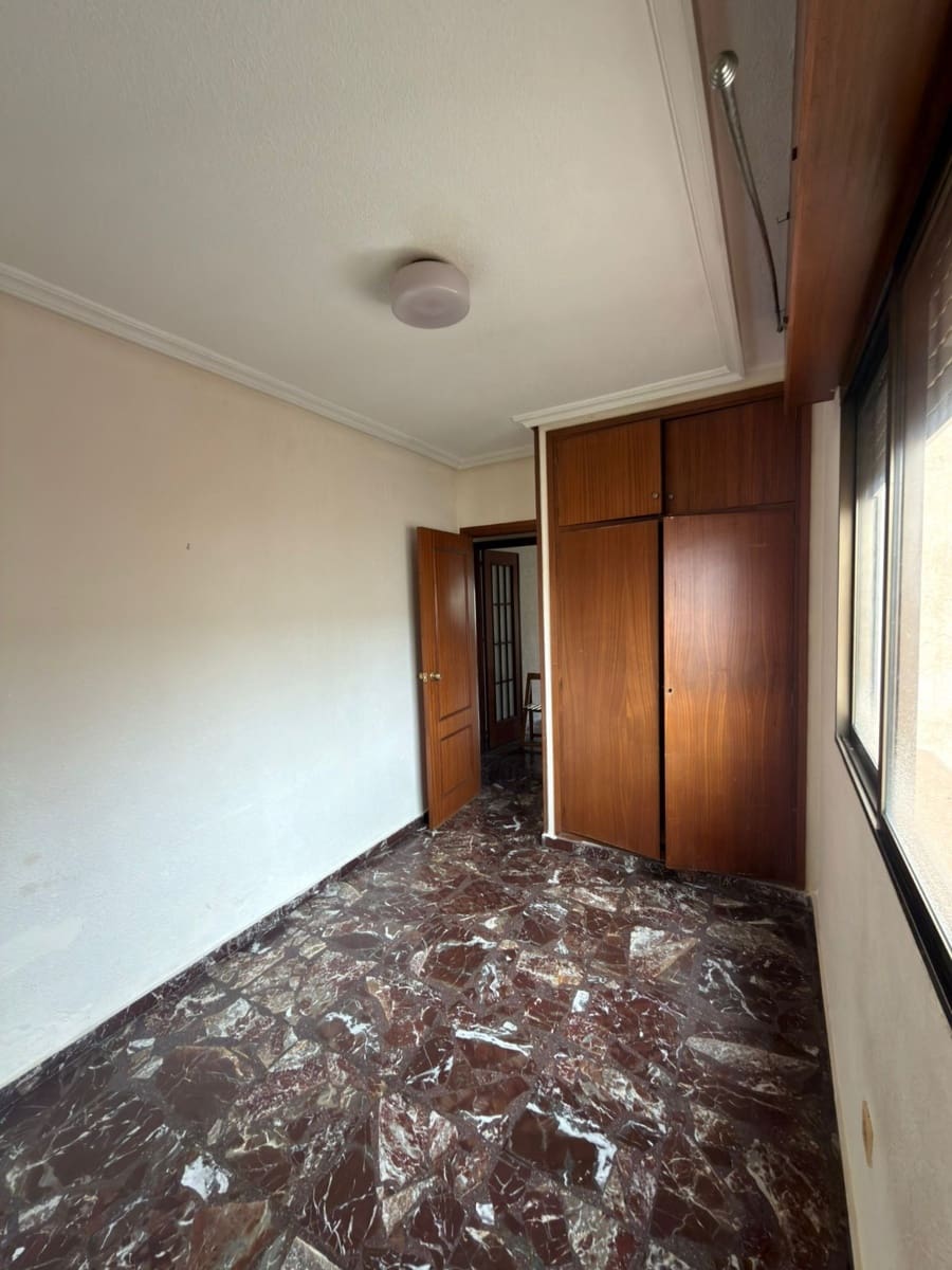 3 sypialnia Mieszkanie na sprzedaż w Beniajan z garażem - 130 000 € (Ref: 9679878)