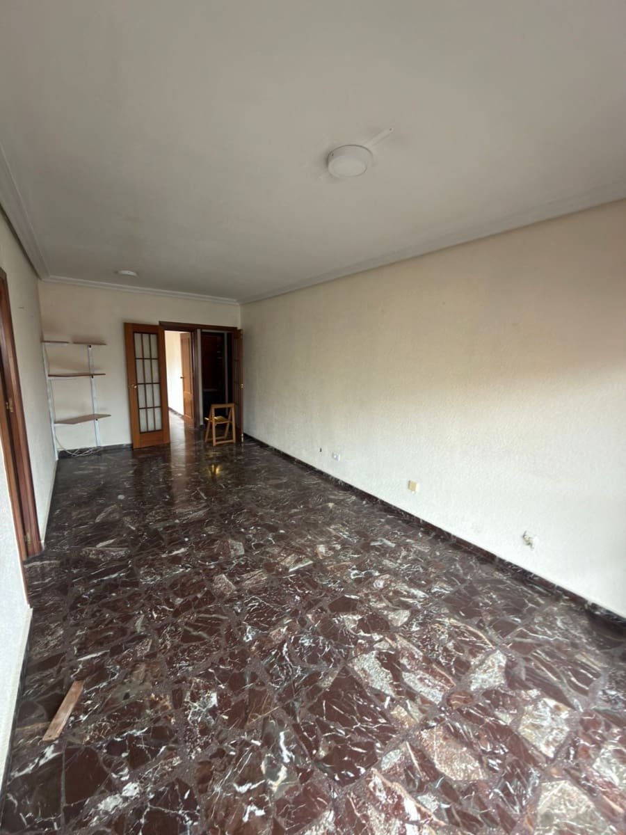 3 sypialnia Mieszkanie na sprzedaż w Beniajan z garażem - 130 000 € (Ref: 9679878)