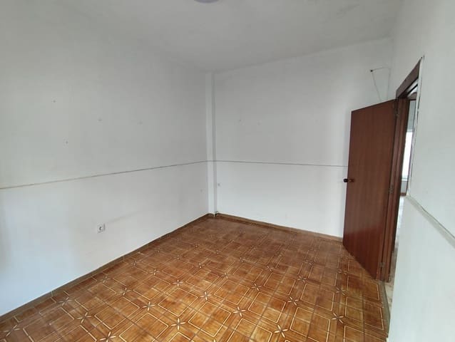 6 makuuhuone Rivitalo myytävänä paikassa Cartagena mukana 
autotalli - 185 000 € (Ref: 9686454)