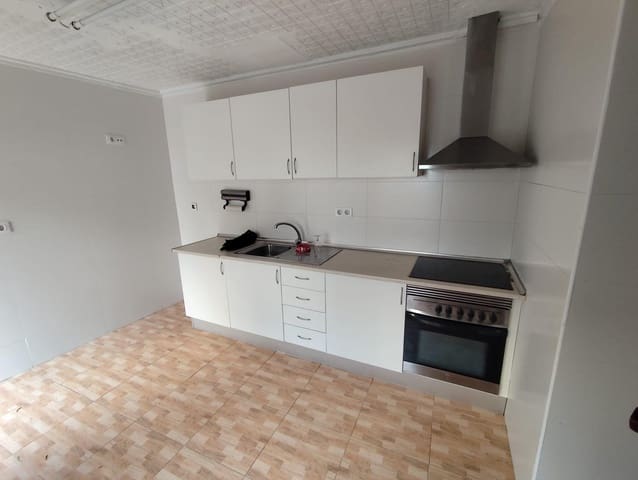 6 makuuhuone Rivitalo myytävänä paikassa Cartagena mukana 
autotalli - 185 000 € (Ref: 9686454)