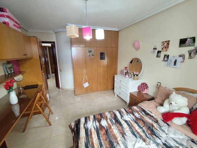 4 soveværelse Rækkehus til salg i El Raal, Murcia by med swimmingpool garage - € 395.000 (Ref: 9698850)