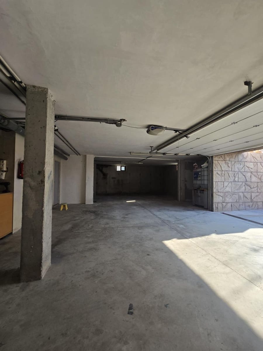 Chalet de 4 habitaciones en El Raal en venta con garaje - 400.000 € (Ref: 9721718)