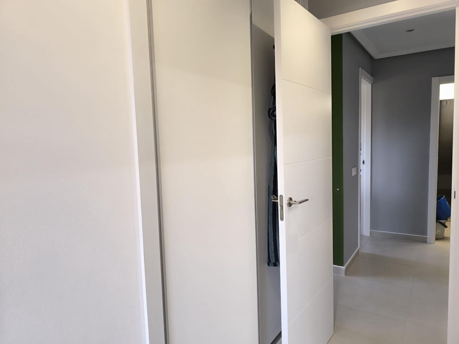 1 soverom Penthouse til salgs i Los Alcazares med svømmebasseng garasje - € 199 000 (Ref: 9755697)