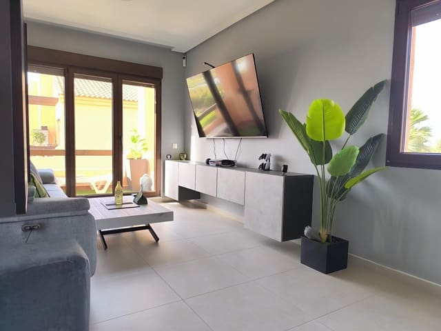 1 soverom Penthouse til salgs i Los Alcázares med svømmebasseng garasje - € 199 000 (Ref: 9755697)