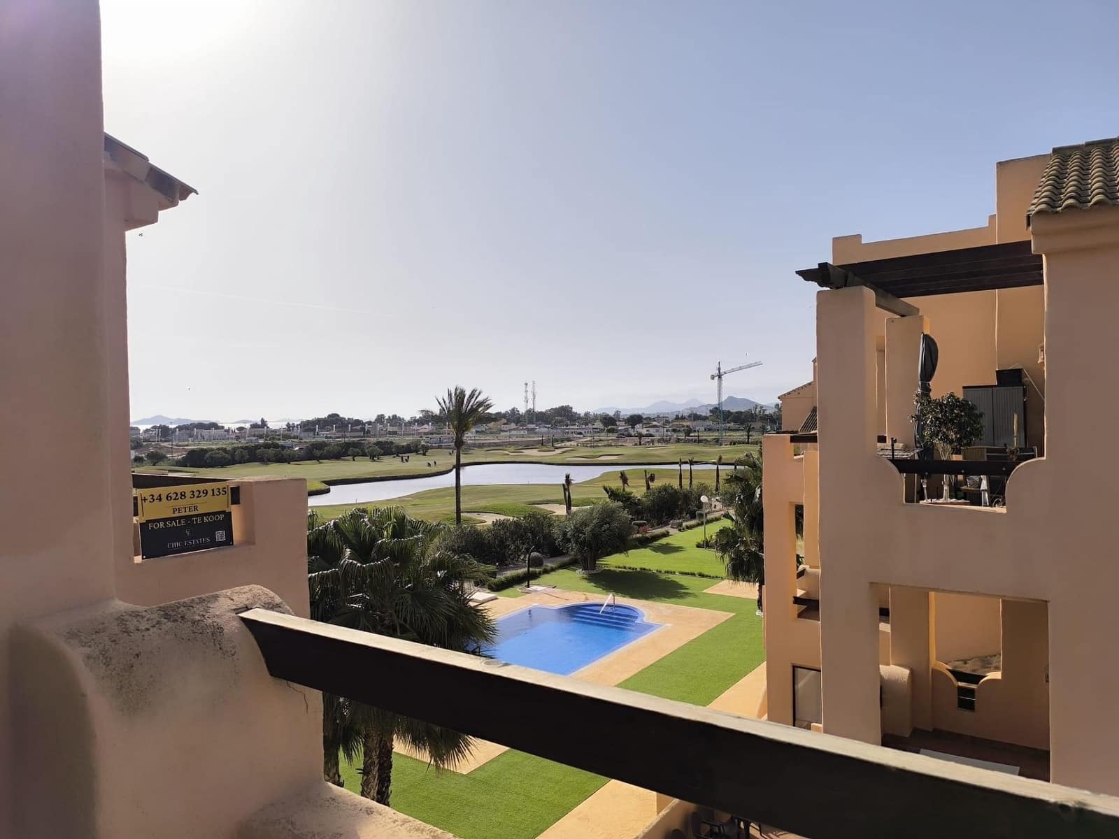 1 soverom Penthouse til salgs i Los Alcazares med svømmebasseng garasje - € 199 000 (Ref: 9755697)