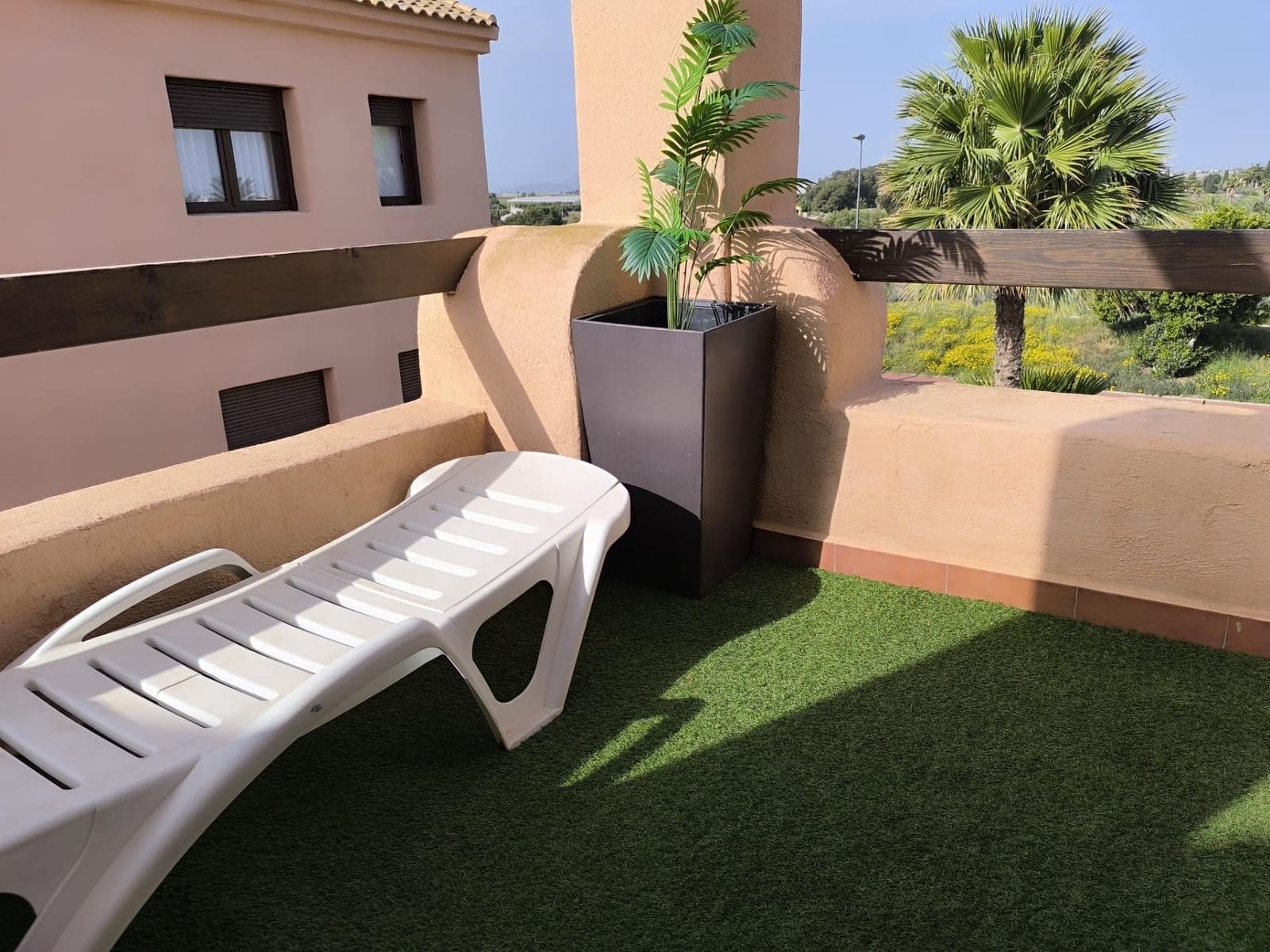 1 soverom Penthouse til salgs i Los Alcazares med svømmebasseng garasje - € 199 000 (Ref: 9755697)