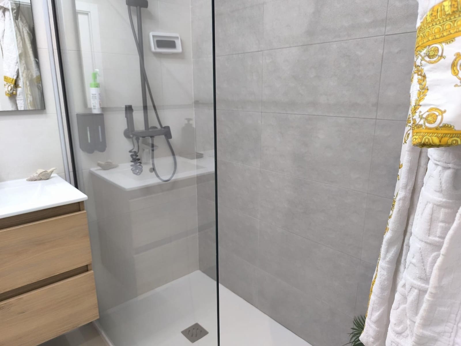 1 sypialnia Penthouse na sprzedaż w Los Alcazares z basenem garażem - 199 000 € (Ref: 9755697)