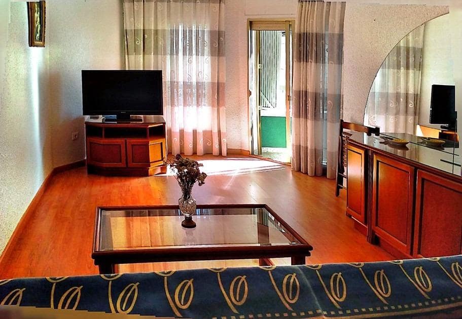 3 soverom Strandleiligheter til salgs i Lo Pagan med garasje - € 185 000 (Ref: 9758982)