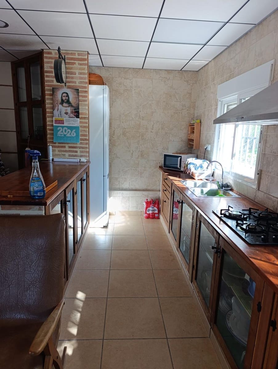 5 bedroom Finca/Country House for sale in La Matanza with pool - € 200,000 (Ref: 9778156)