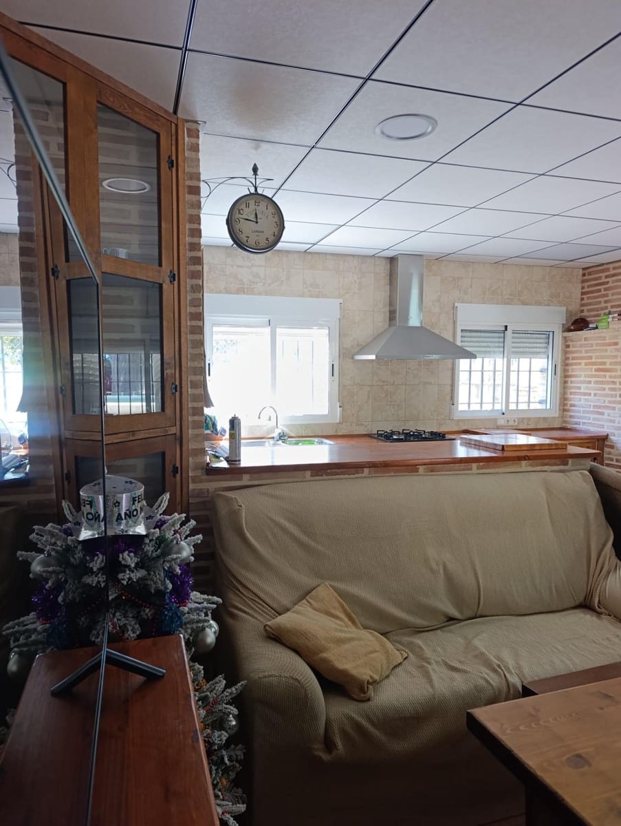 5 bedroom Finca/Country House for sale in La Matanza with pool - € 200,000 (Ref: 9778156)