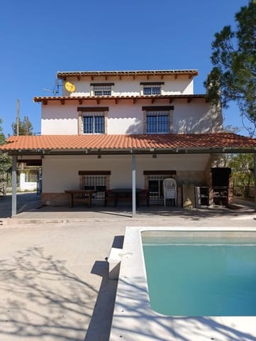 5 bedroom Finca/Country House for sale in La Matanza, Fortuna with pool - € 200,000 (Ref: 9778156)