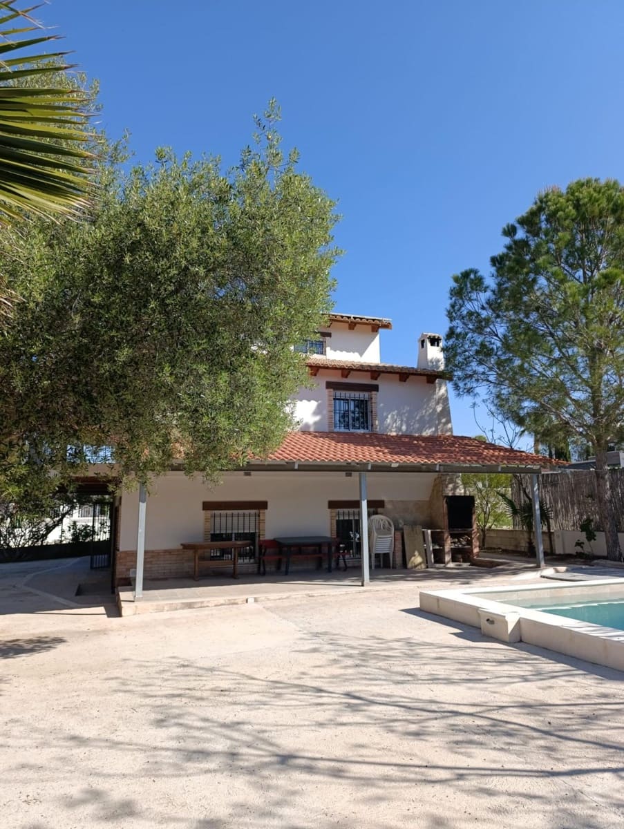 5 bedroom Finca/Country House for sale in La Matanza with pool - € 200,000 (Ref: 9778156)