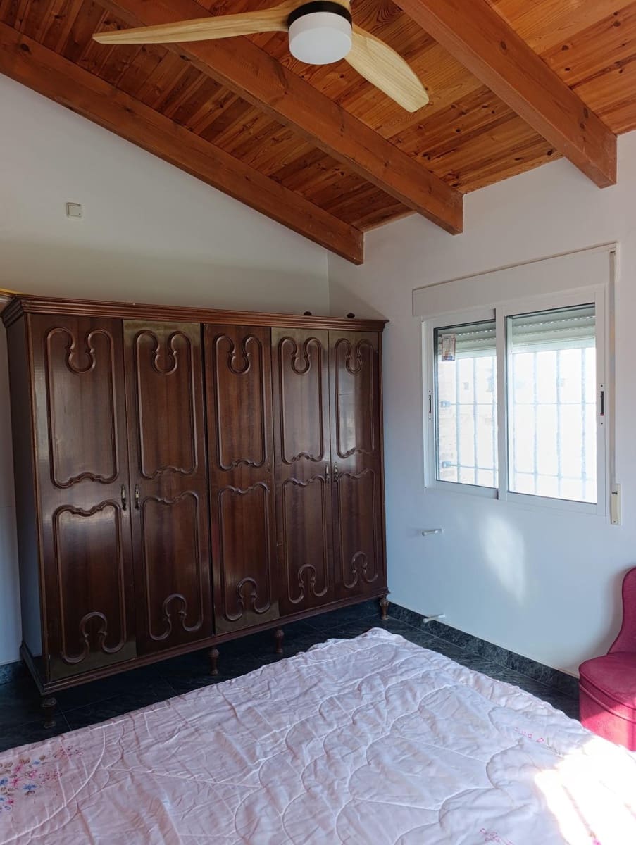 5 bedroom Finca/Country House for sale in La Matanza with pool - € 200,000 (Ref: 9778156)