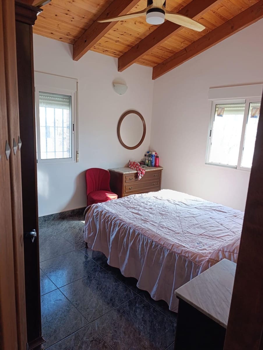 5 bedroom Finca/Country House for sale in La Matanza with pool - € 200,000 (Ref: 9778156)