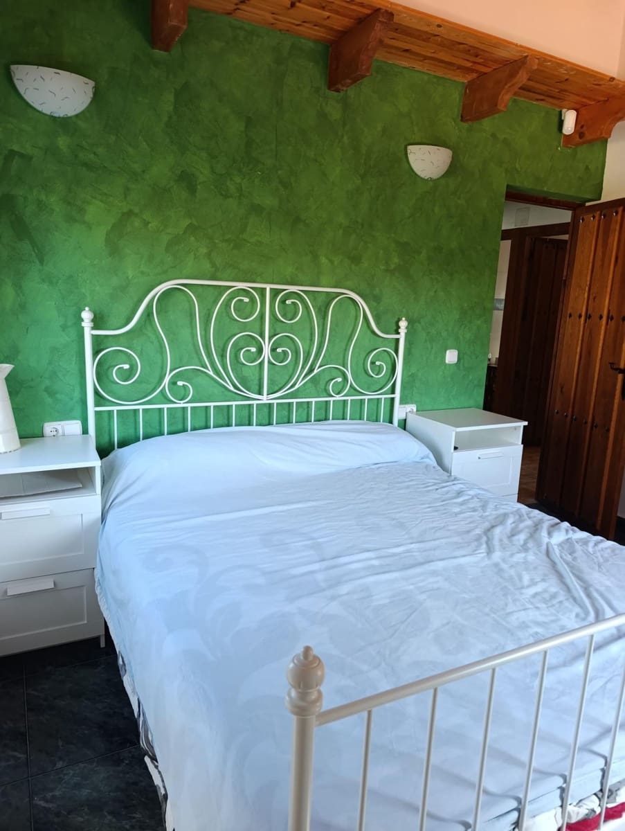 5 bedroom Finca/Country House for sale in La Matanza with pool - € 200,000 (Ref: 9778156)