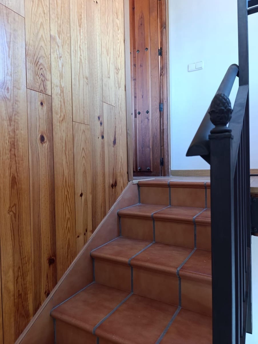 5 bedroom Finca/Country House for sale in La Matanza with pool - € 200,000 (Ref: 9778156)